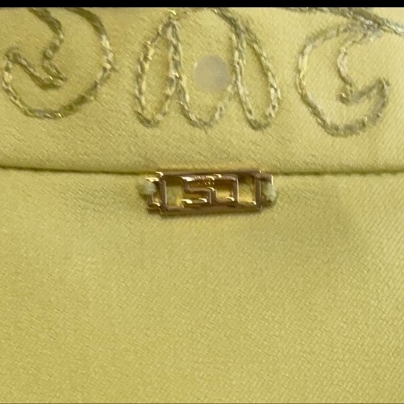 ST. JOHN PANTS SUIT YELLOW SIZE LARGE EXCELLENT CONDITION - Picture 13 of 15